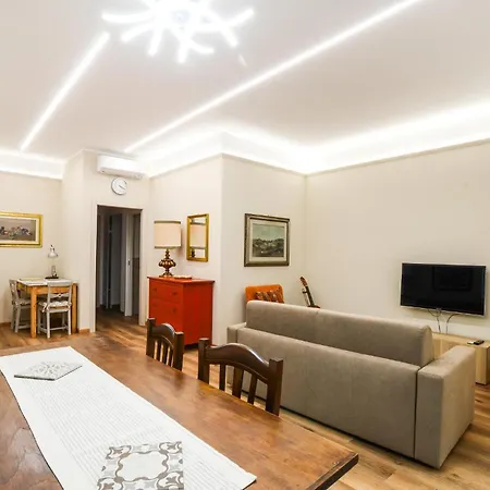 Amazing In With Kitchen * Camaiore